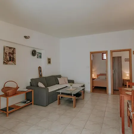 Apartment Melem *
